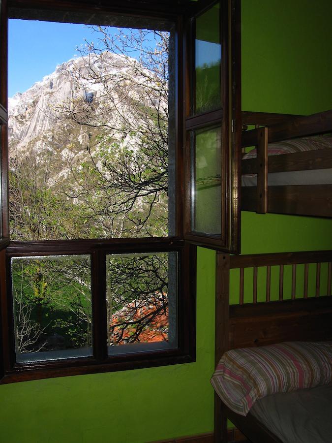 Albergue Pena Castil Sotres Cameră foto